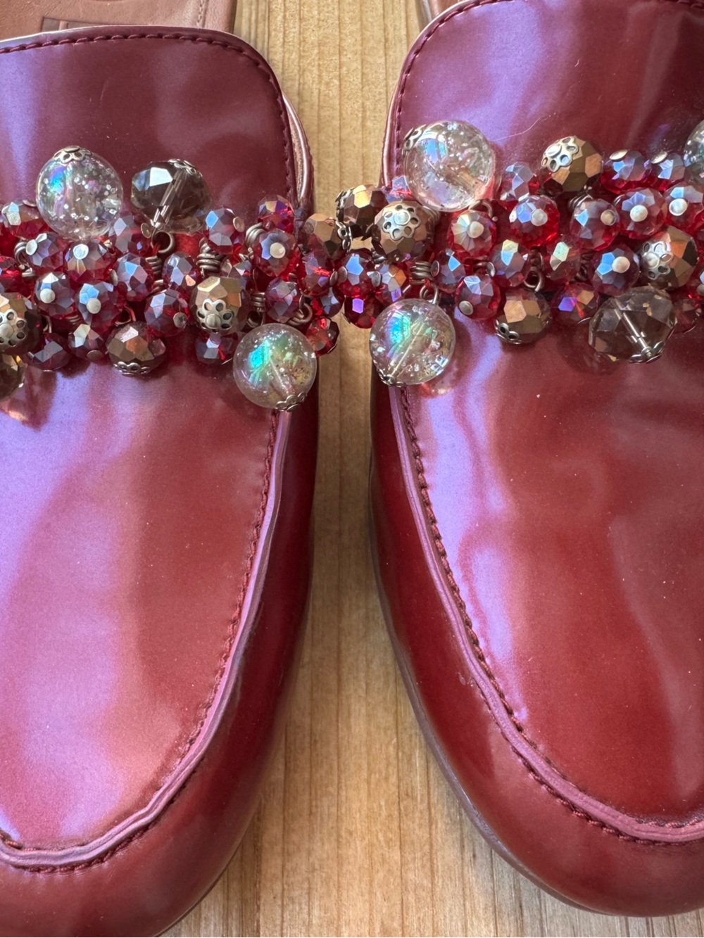 FitFlop Serene Deco Fire Red Patent Leather Embellished Mules Women’s 7.5 - Picture 6 of 7